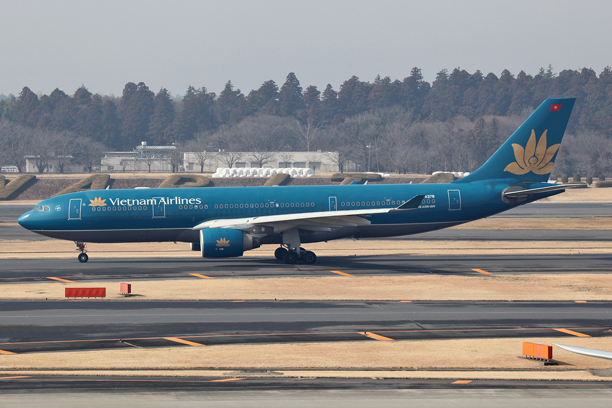 A 330 von Vietnam Airlines, sie kommen täglich aus Hanoi und Ho-Chi-Minh-Stadt.