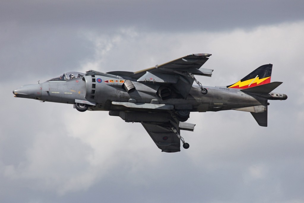 Ein Harrier GR.9 im Display.