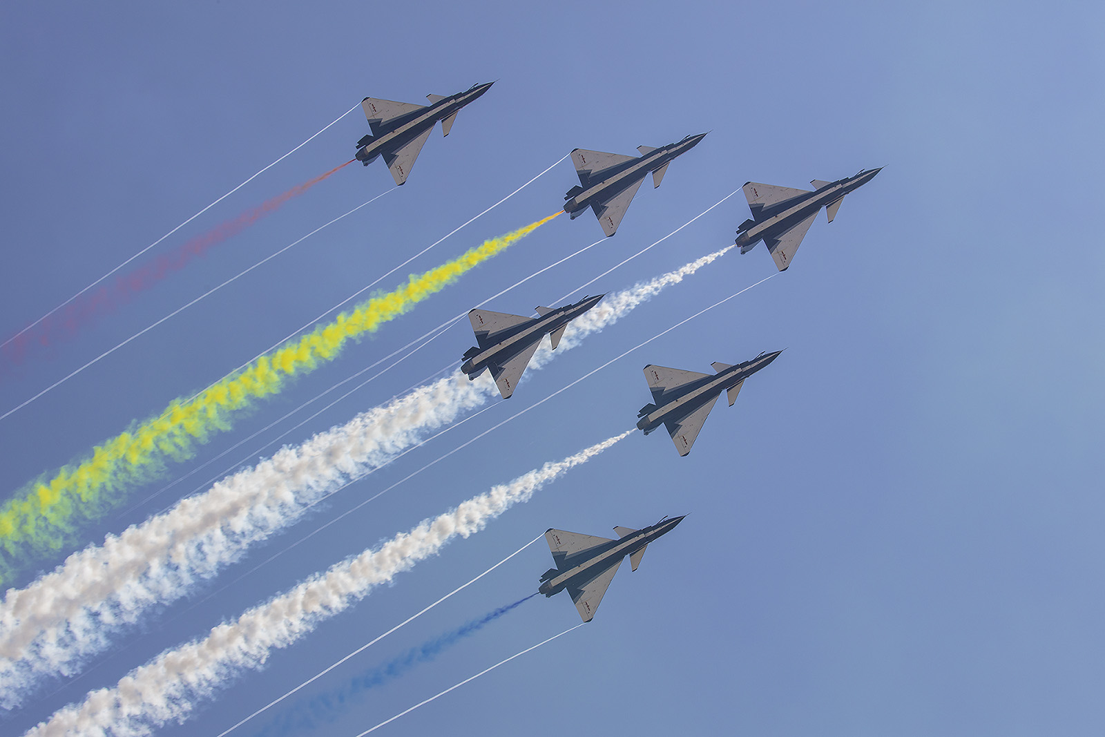 Dafür zauberten sie ein tolles Flugprogramm an den Himmel.