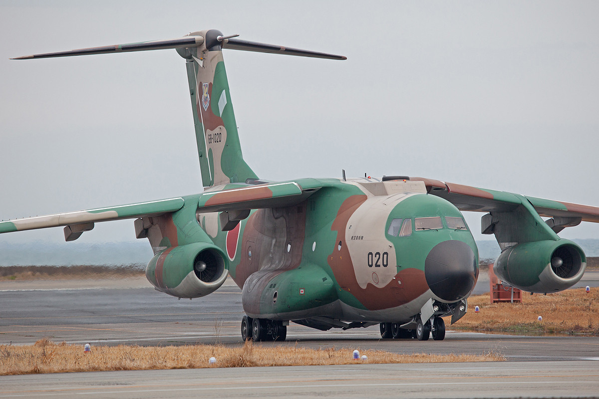 Ein mittlerer Transporter vom Typ C-1 aus Iruma.