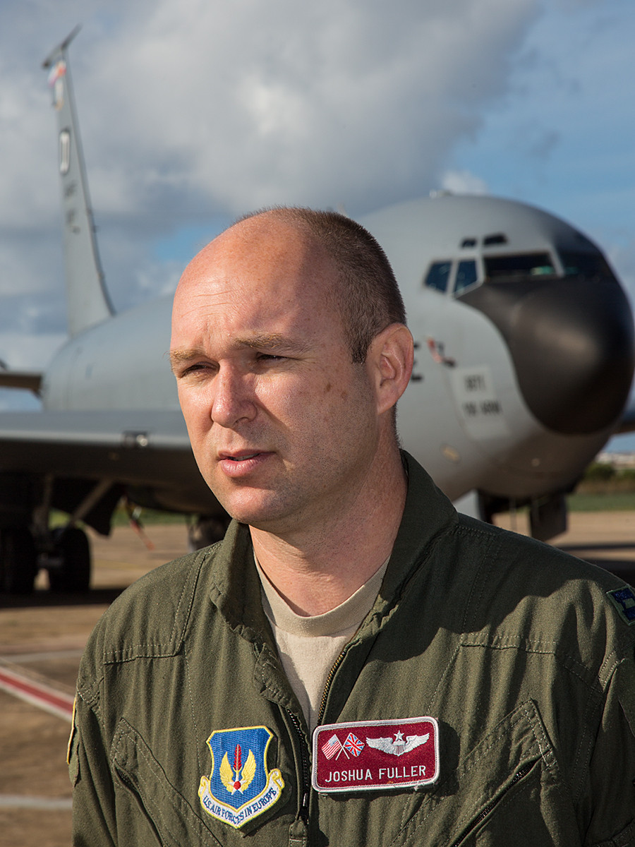 Missioncommander Capt. Josh Fuller