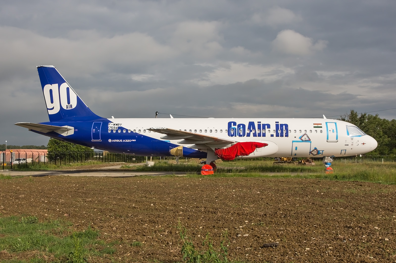 Eine der vielen halbfertigen A320NEO für Indien, die aufgrund der Triebwerksprobleme nicht abgenommen wurden.