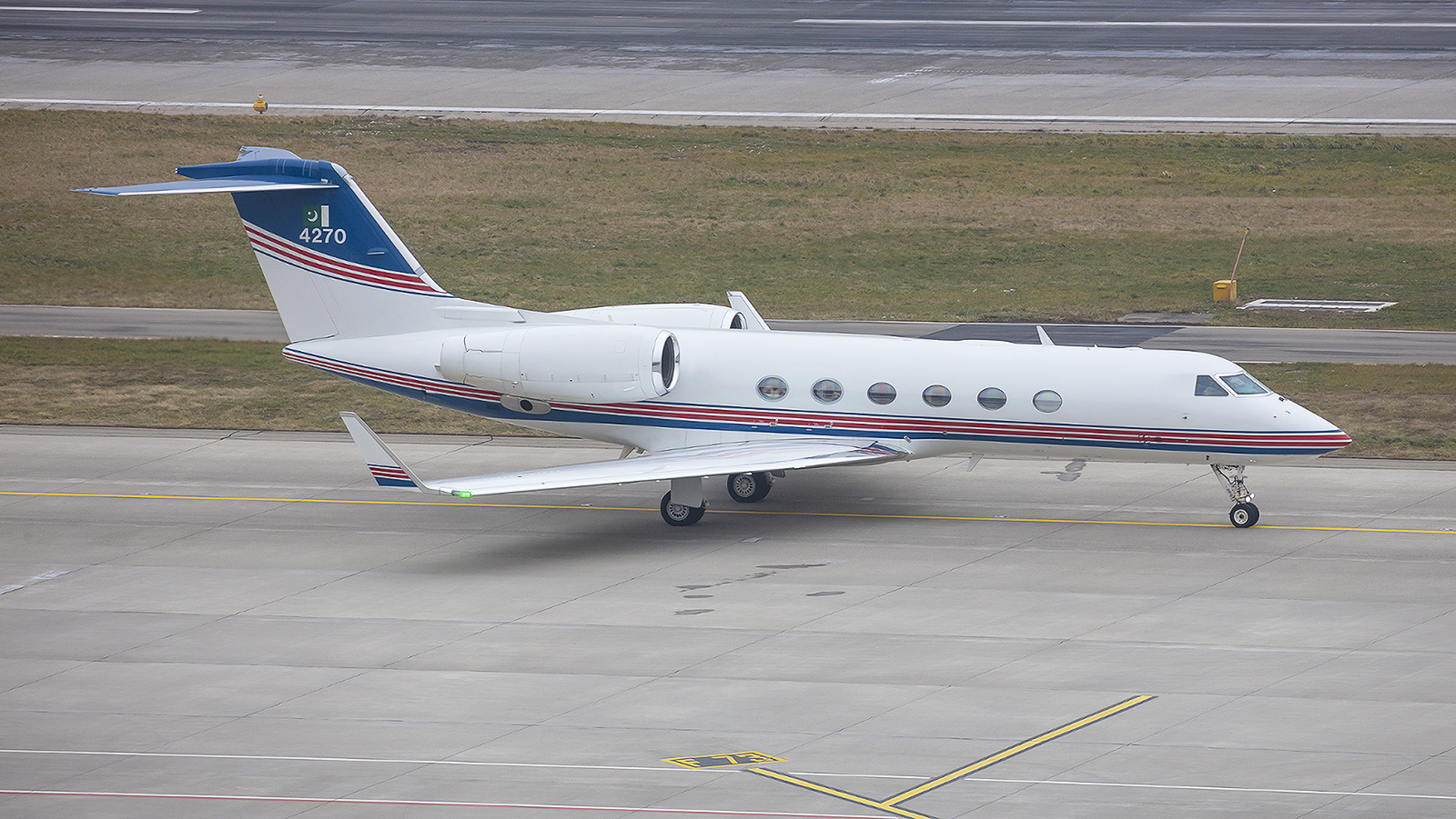 4270, Gulfstream G450 der Pakistan Army.