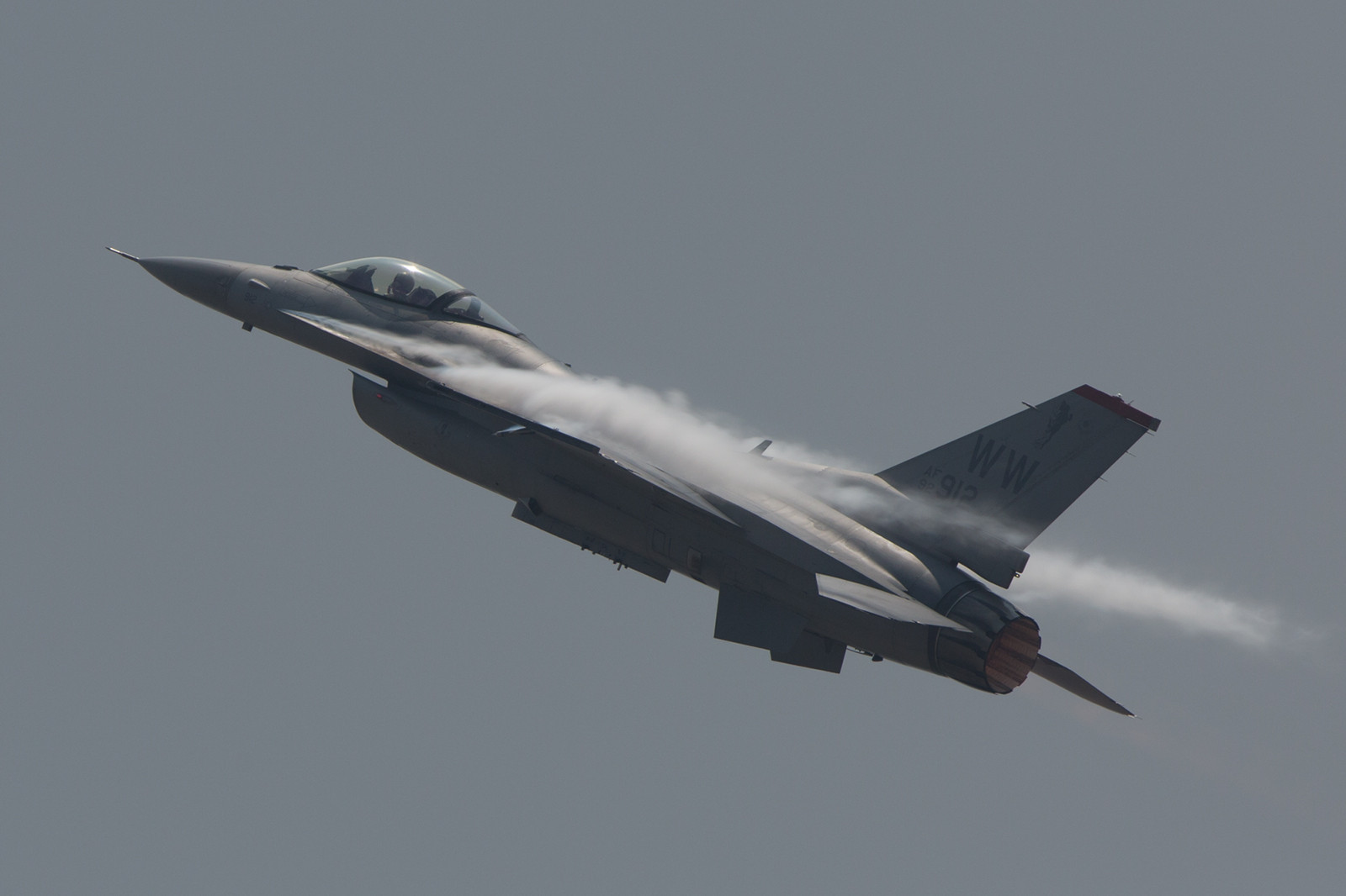 Für das Display über Langkawi war Captain Brown in einer F-16 aus Misawa (Japan) unterwegs.