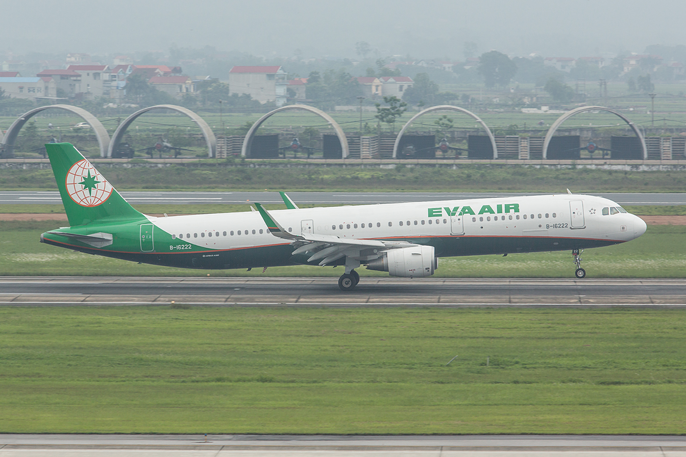 A321 der Eva Air aus Taipeh.