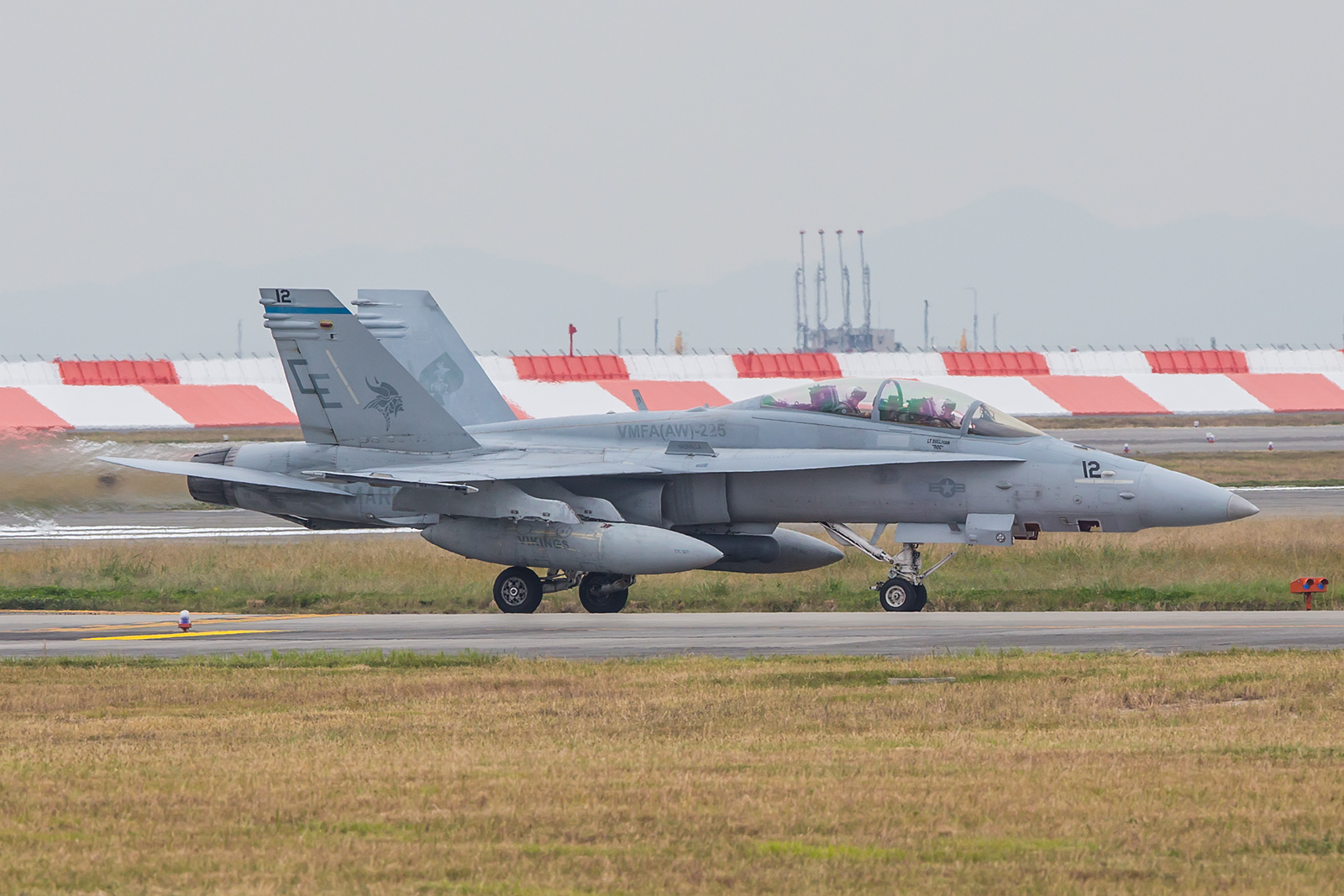 Zum ersten Mal überhaupt habe ich eien RF-18D gesehen. Die "Photo-Hornet" der VMFA (AW)-225 ist normalerweise auf der MCAS Miramar in Kalifornien zu Hause.