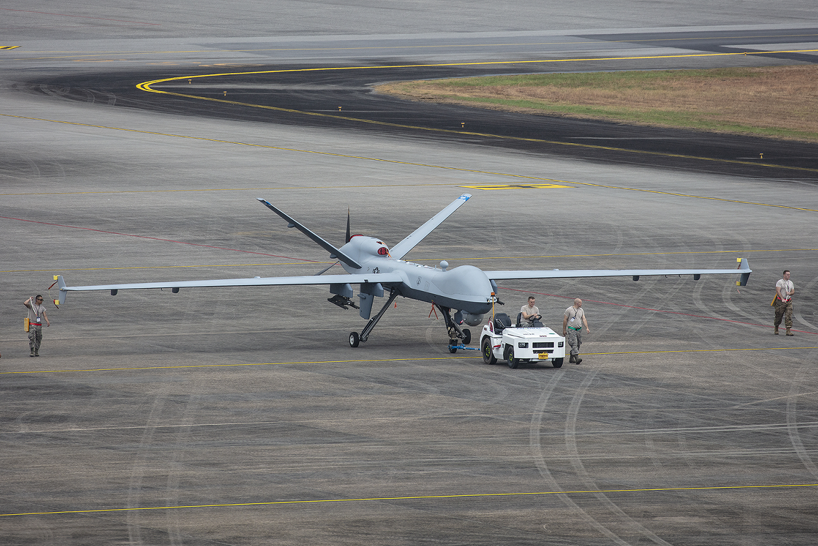 Es gab auch ferngesteuerte Flieger, hier ein MQ-9 Reaper.