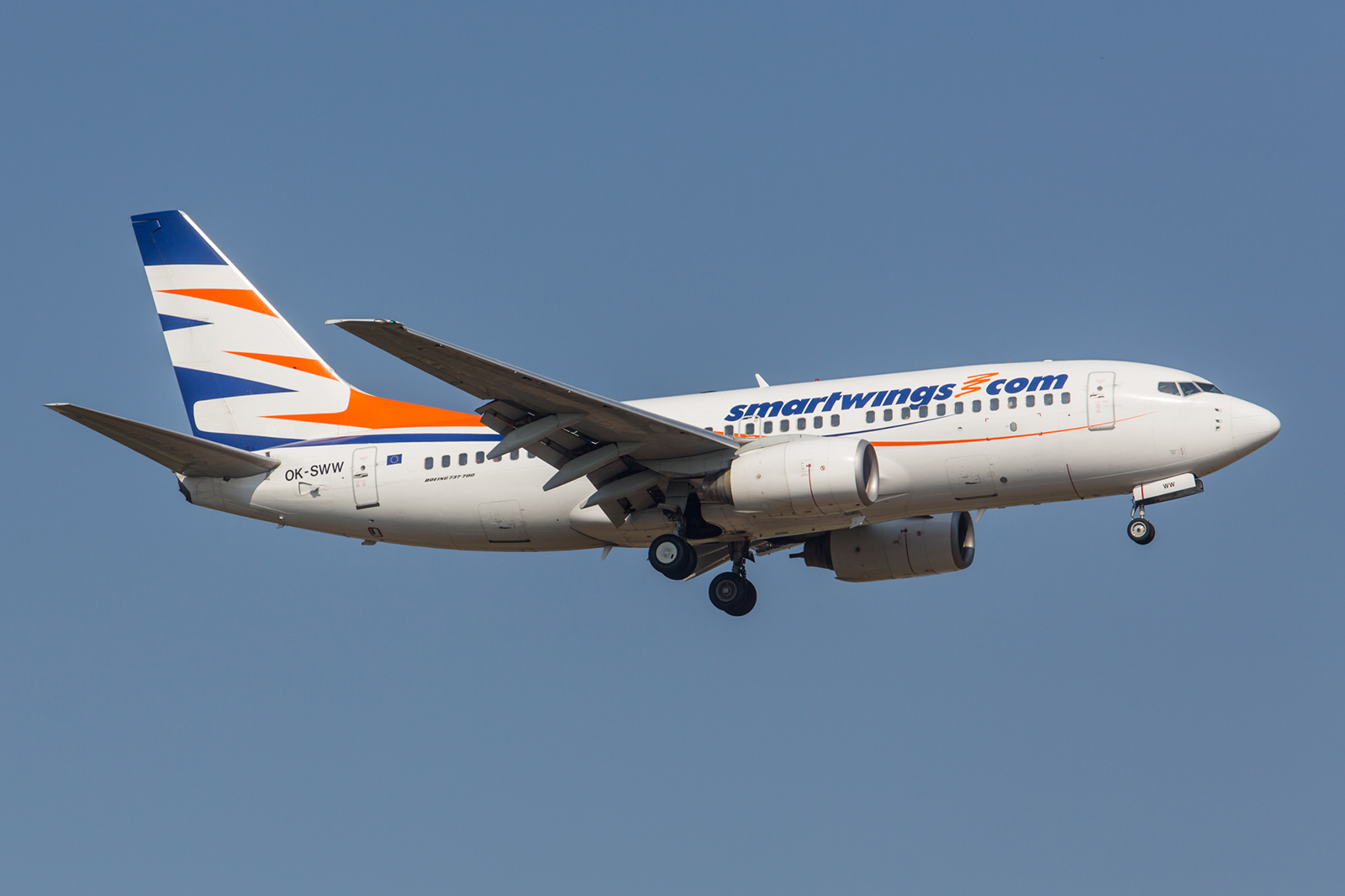 Wie oben bereits beschrieben ist die Smartwings eine Tochter der Travel Service. Hier die OK-SWW eine Boeing 737-7Q8, welche ehemals für Malev unterwegs war.