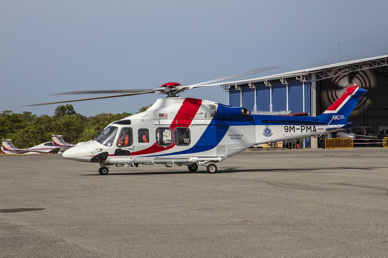 Sehr beliebt in Malaysia sind die Agusta/Westland AW139, hier eine der Polizei.