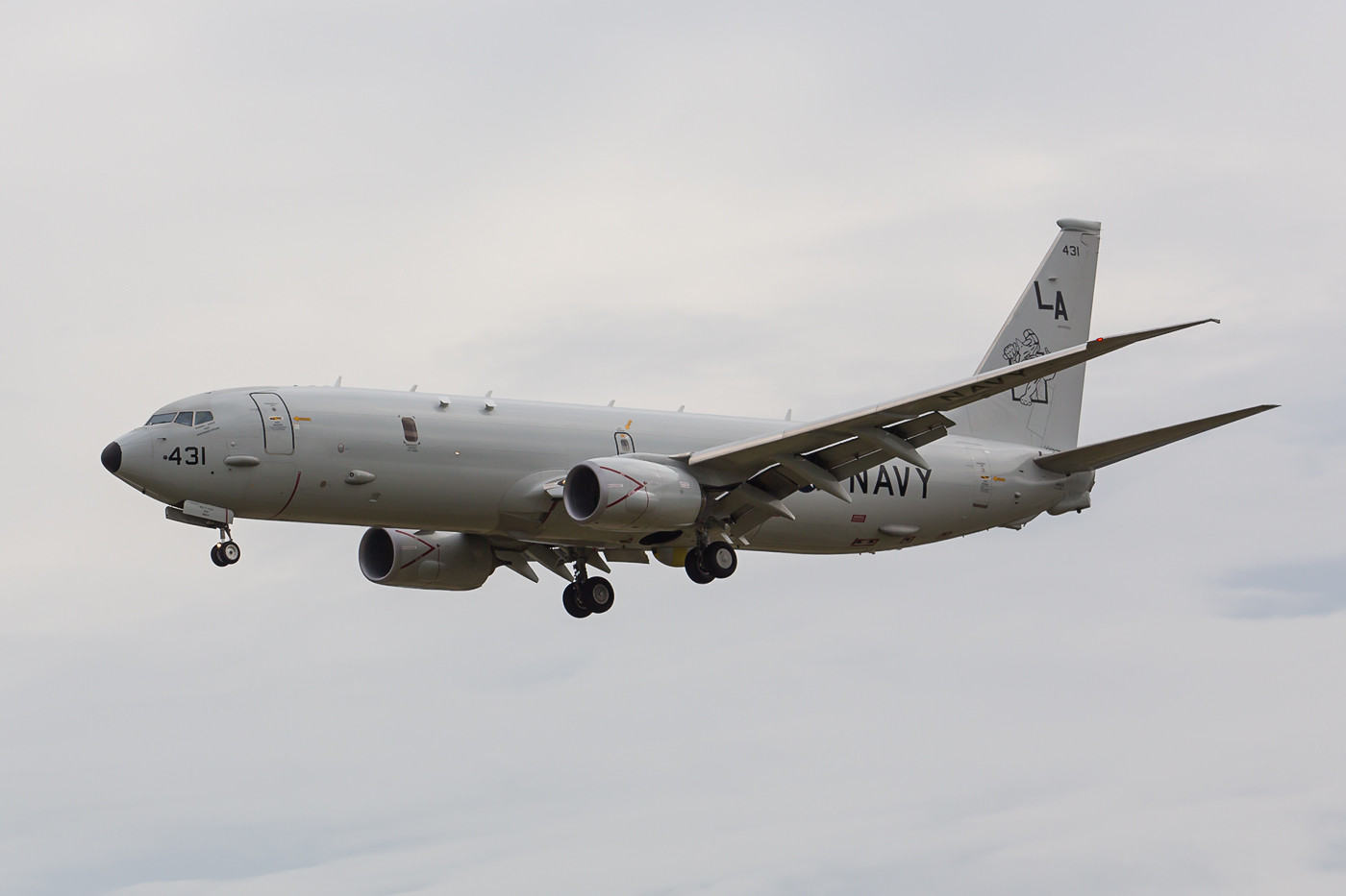 Hausherr in Atsugi ist die US Navy, hier eine P-8 Poseidon