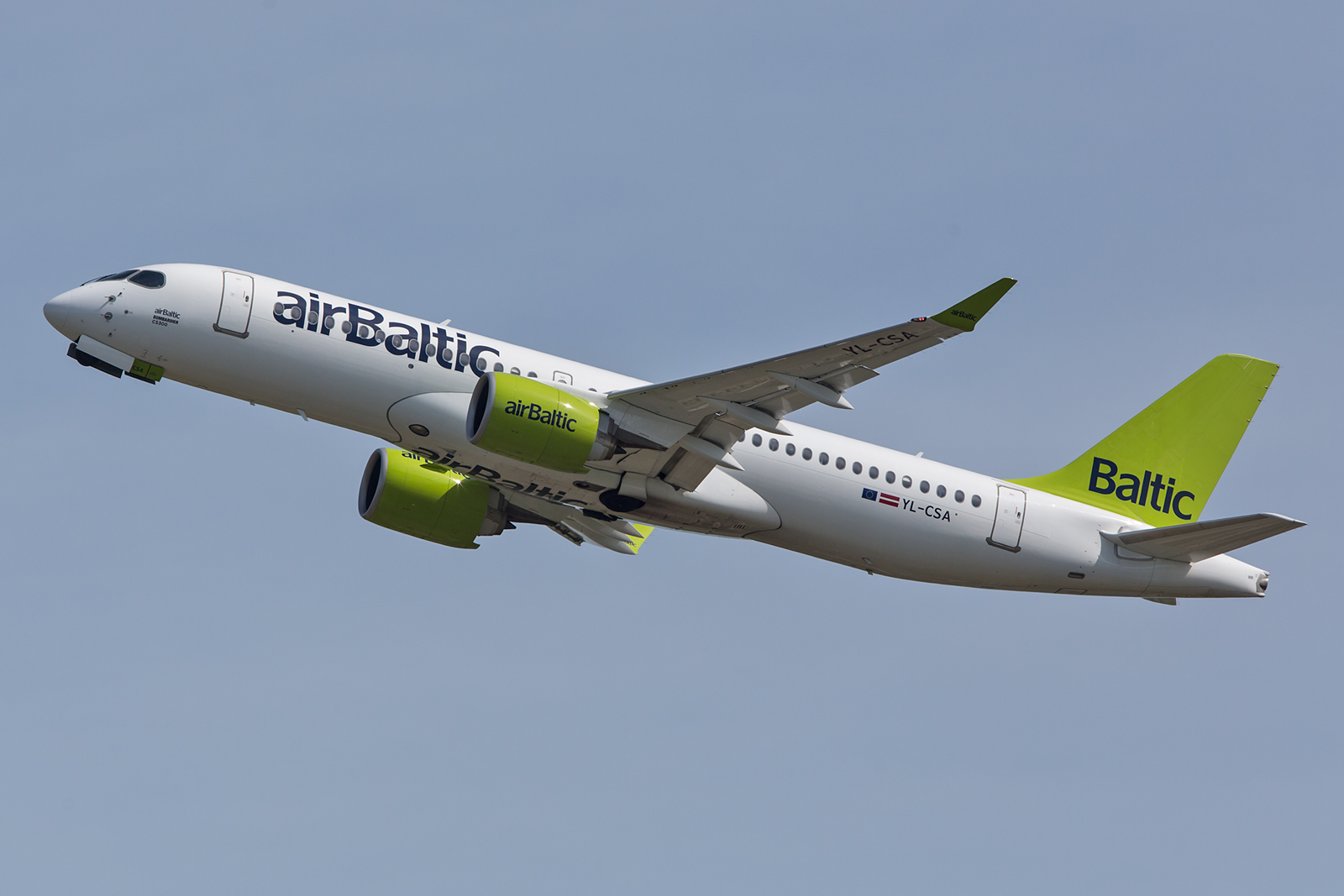 Air Baltic war Erstkunde für die CS 300, hier auch mein erstes Bild dieses Typs.