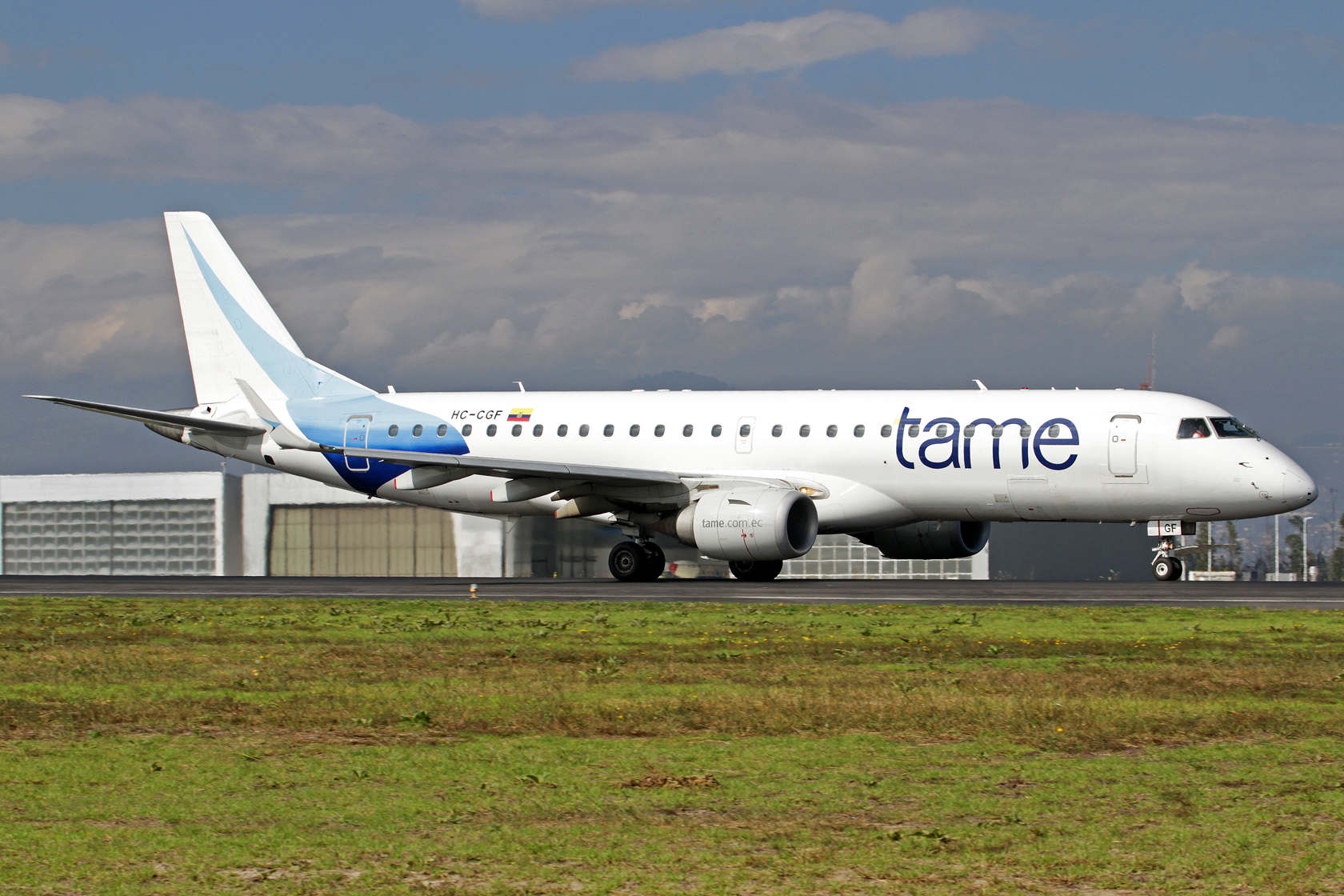 TAME Embraer ERJ-190-100IGW HC-CGF