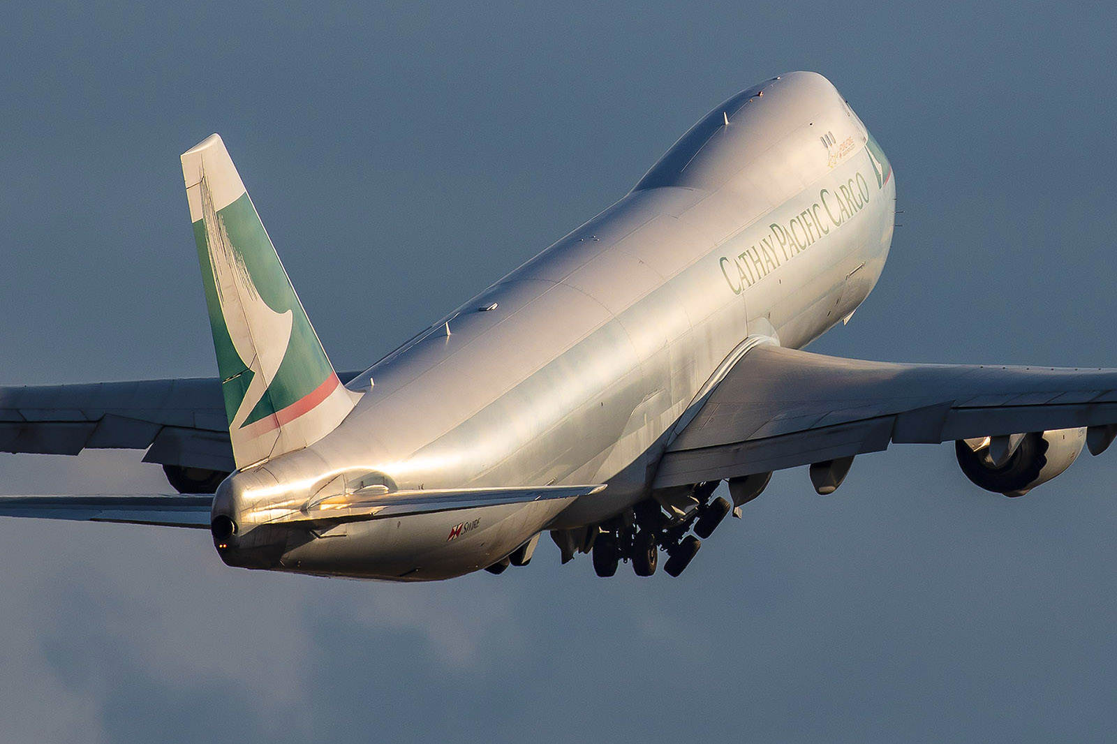 747-8 von Cathay Pacific.