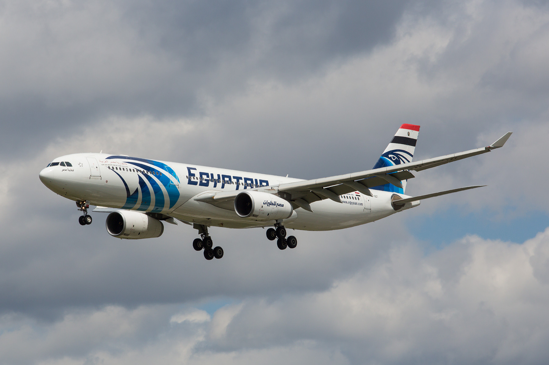 Diese A 330 der Egyptair diente zweitweise als Regierungsmaschine, solange die eigentliche A 340 im Check war.