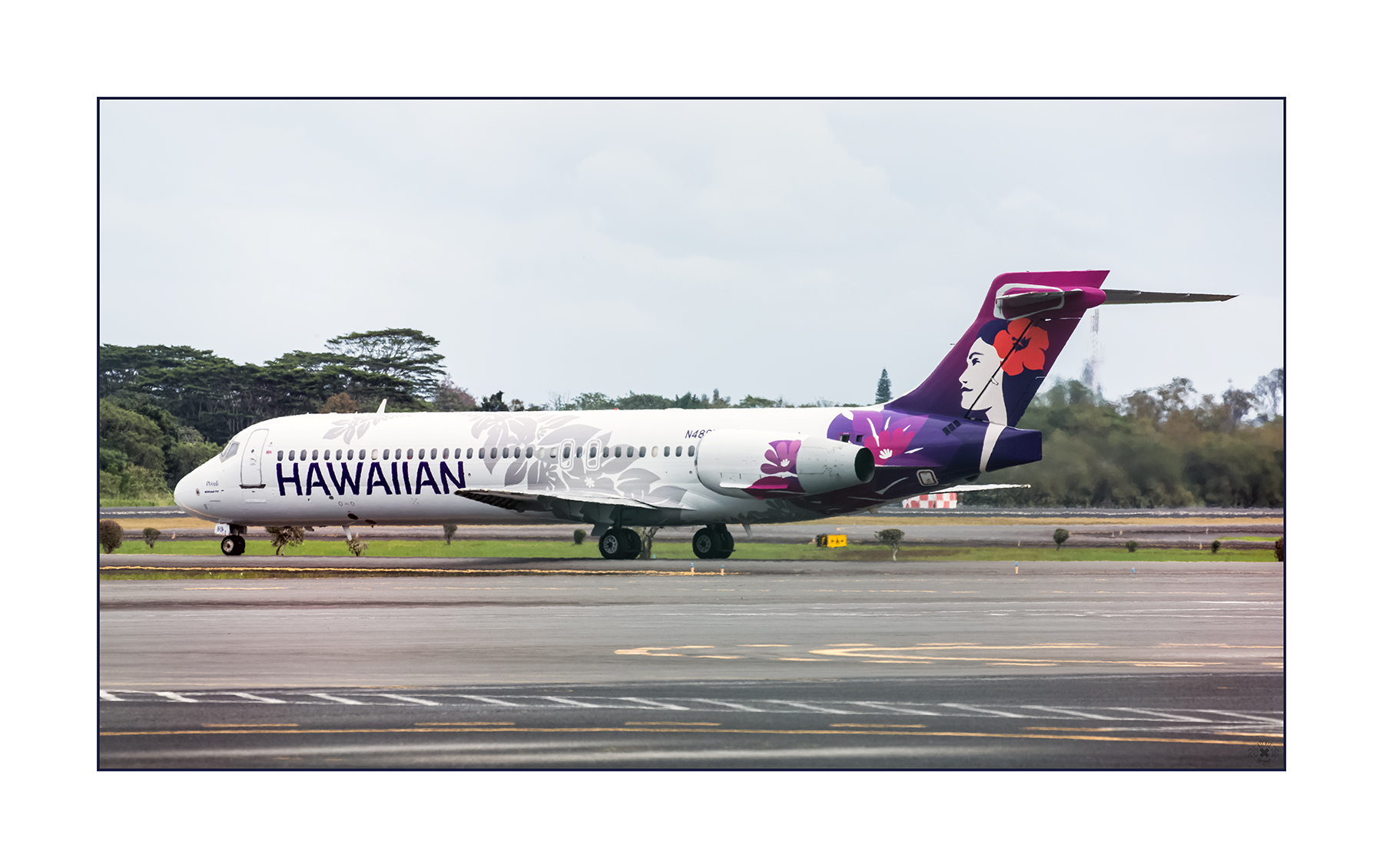 Boeing B-717-200 Po´ouli N489HA Hawaiian Airlines