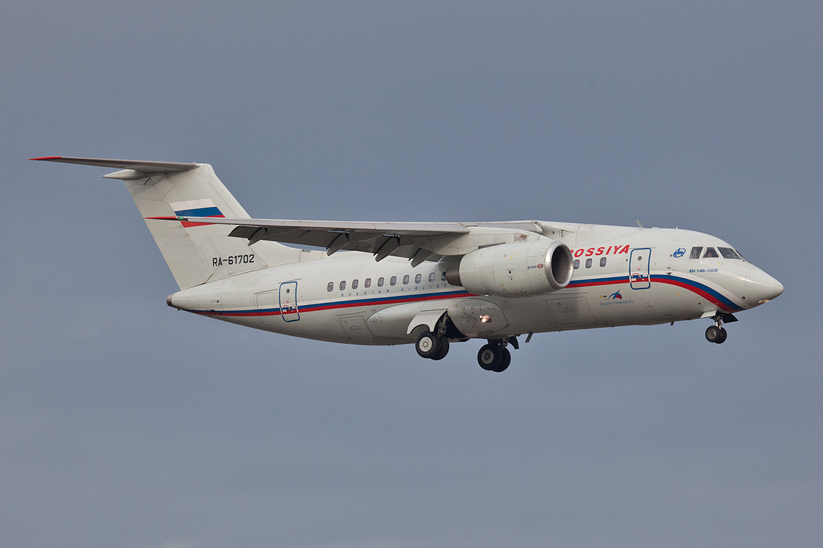 Die Antonov AN-148 der Rossia. 