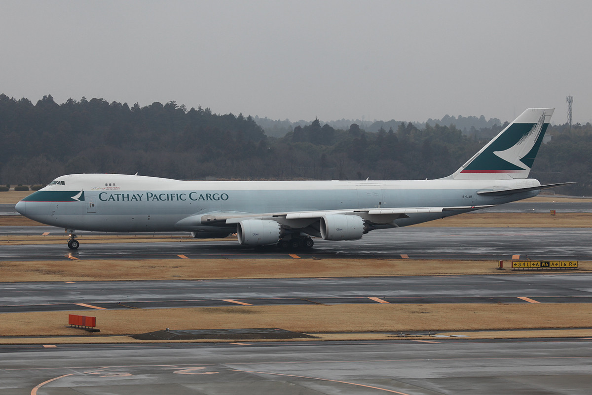 Boeing 747-8F der Cathay.