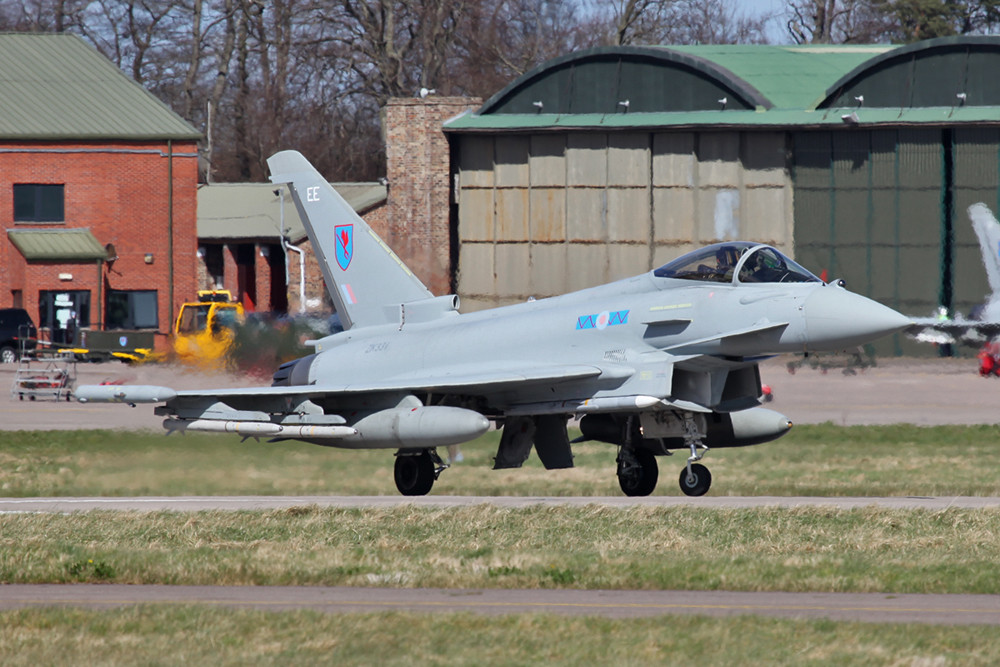 Rückkehr eines Typhoon von der QRA-Mission.