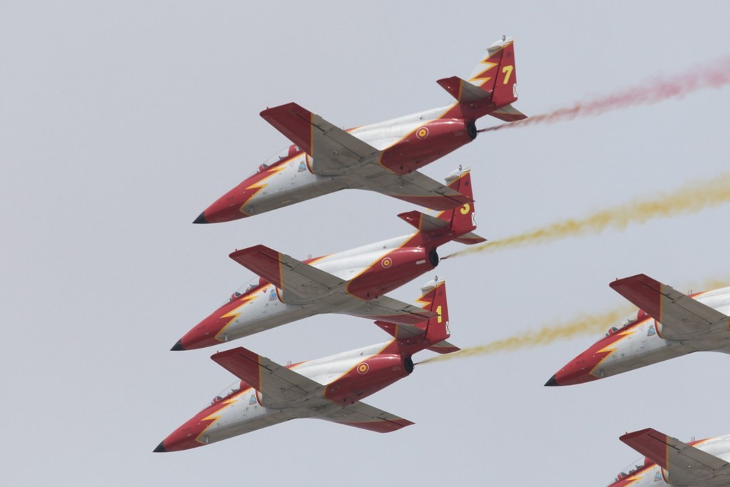 Die Patrulla Aguilla eröffnete den Grand Prix