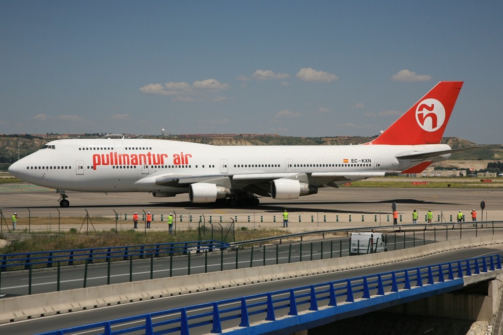 Auch Pullmann Tour hat sich modernisiert und fliegt mit Boeing 747-400.