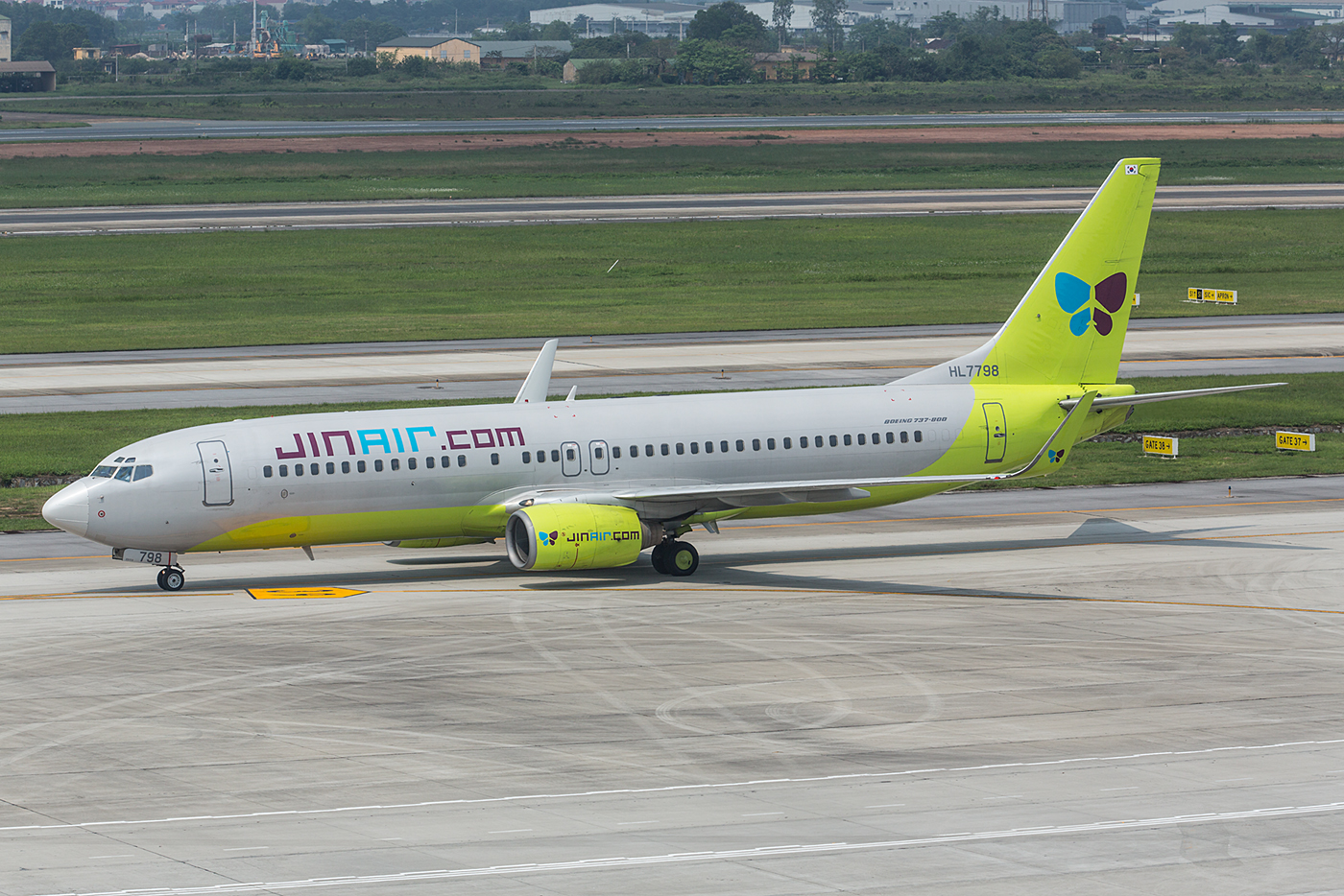 Jinair brachte es wirklich fertig, jeden Tag den gleichen Flieger zu schicken, diese Boeing 737-800.