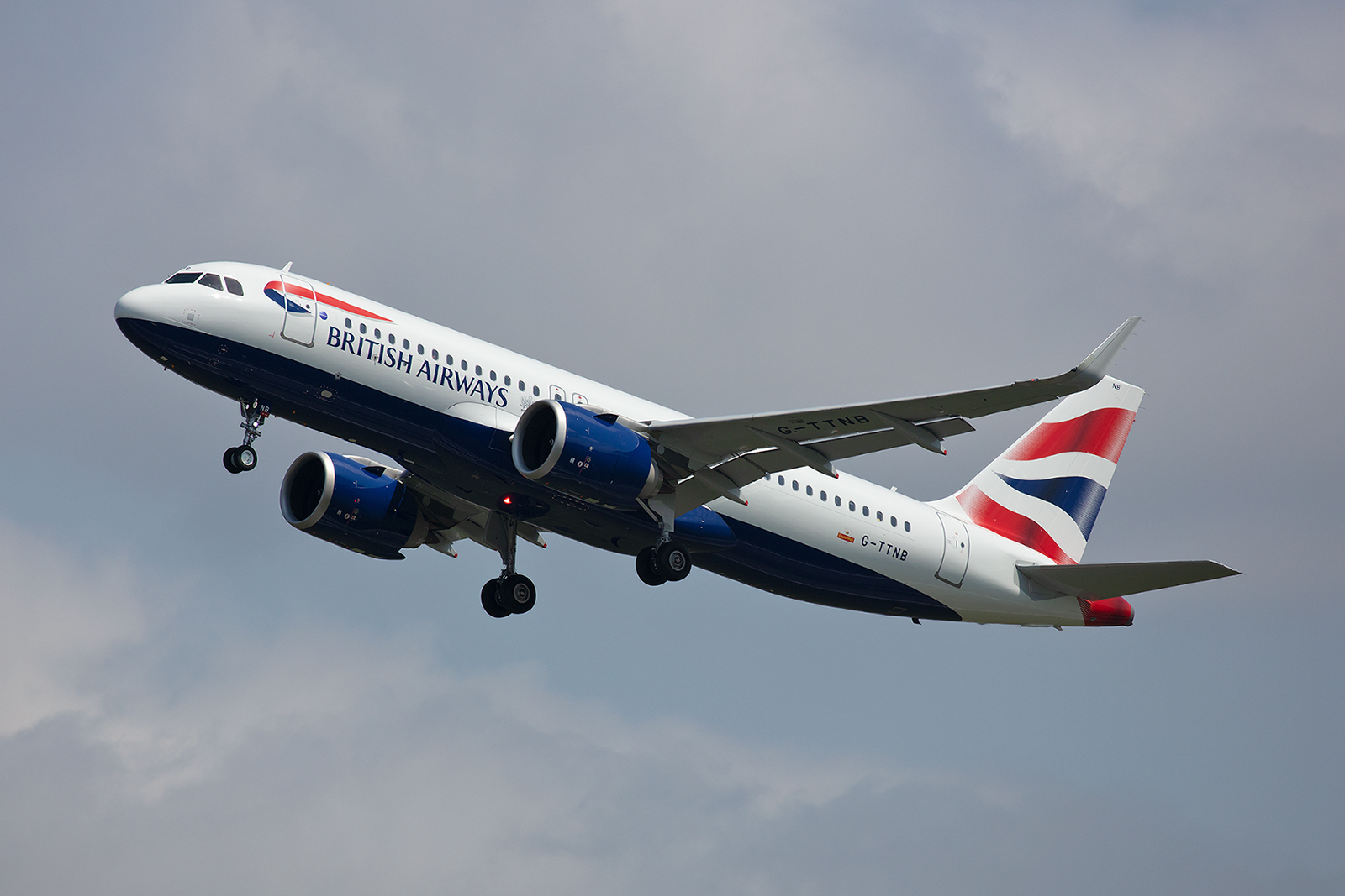 Die G-TTNB ist einer von derzeit drei Airbus A320NEO in der Flotte von Britsh Airways.