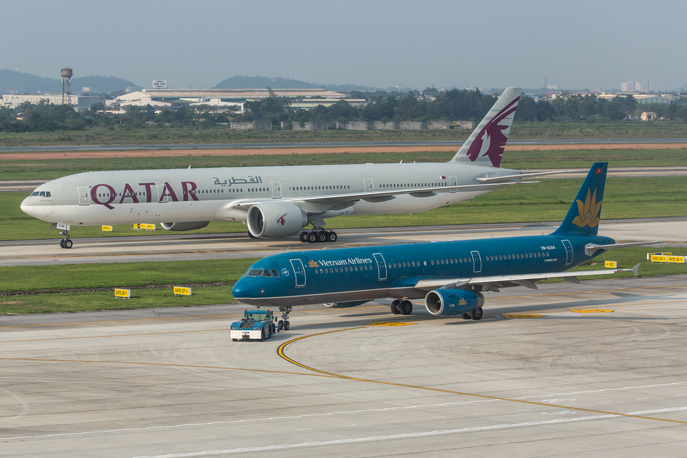 Qatar Airways auf dem abendlichen Flug aus Doha.