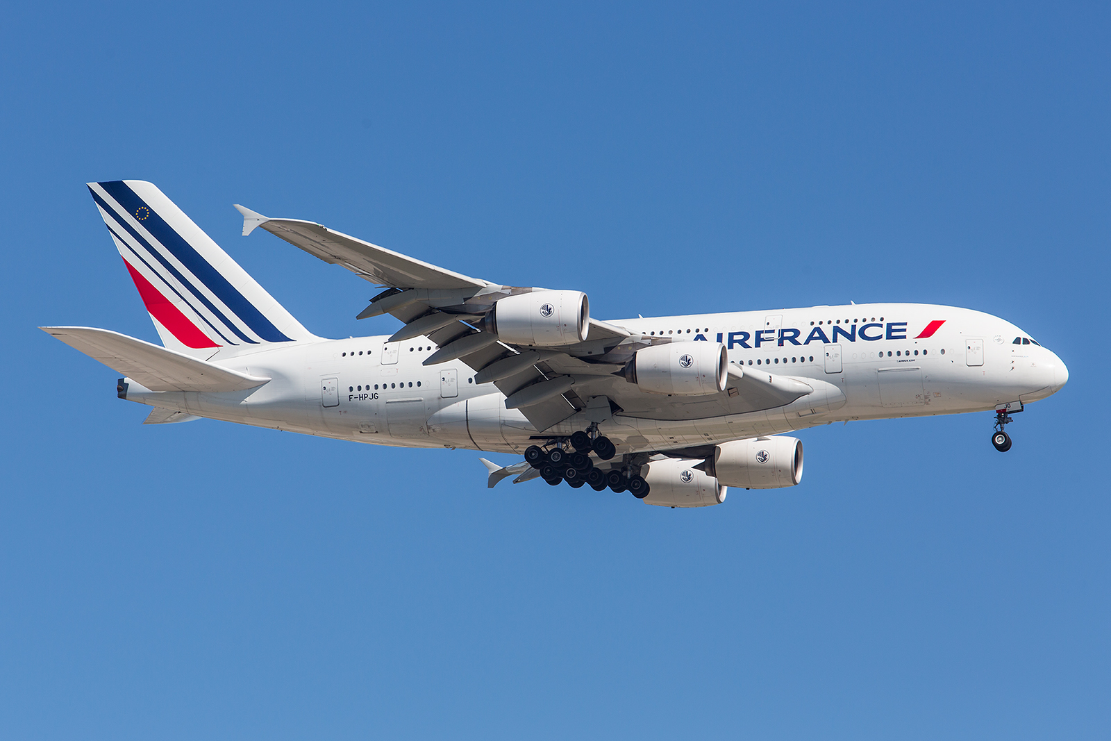 Die A 380 sind seit Ausmusterung der Jumbos die einzigen Vierstrahler bei Air France.