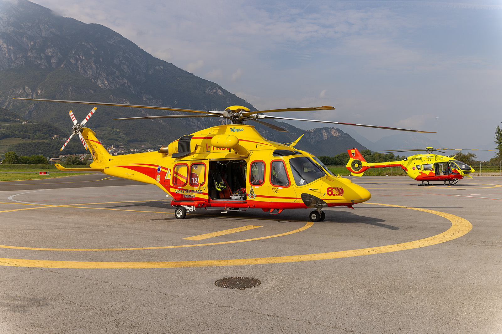 In Trento wird die Luftrettung durch AW-139 und....