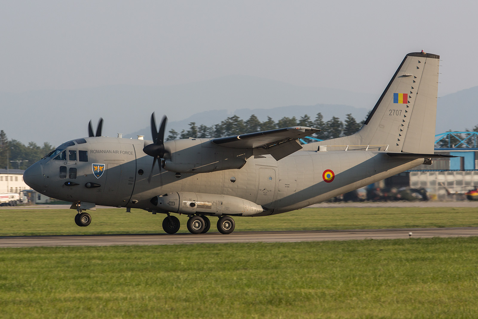 Der Support für die MiG´s kam mit dieser C-27J aus Bucarest-Otopeni.