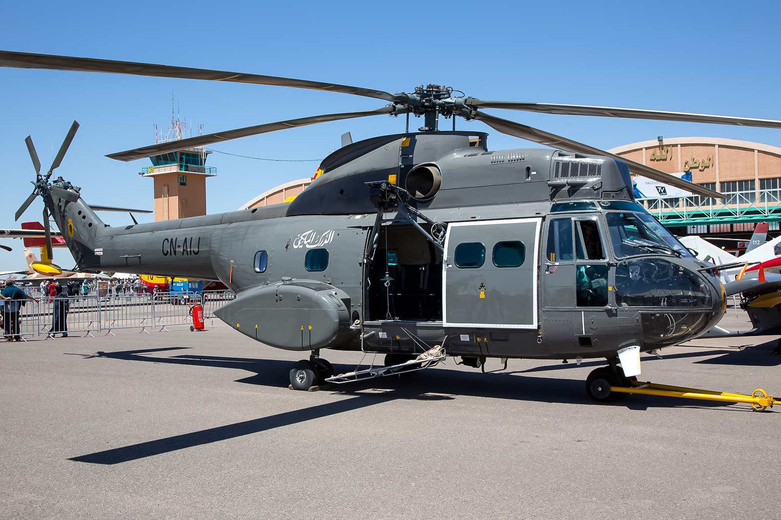 Eine SA-330C der Gendarmerie Royale mit Sandfiltern vor den Triebwerkseinläufen.