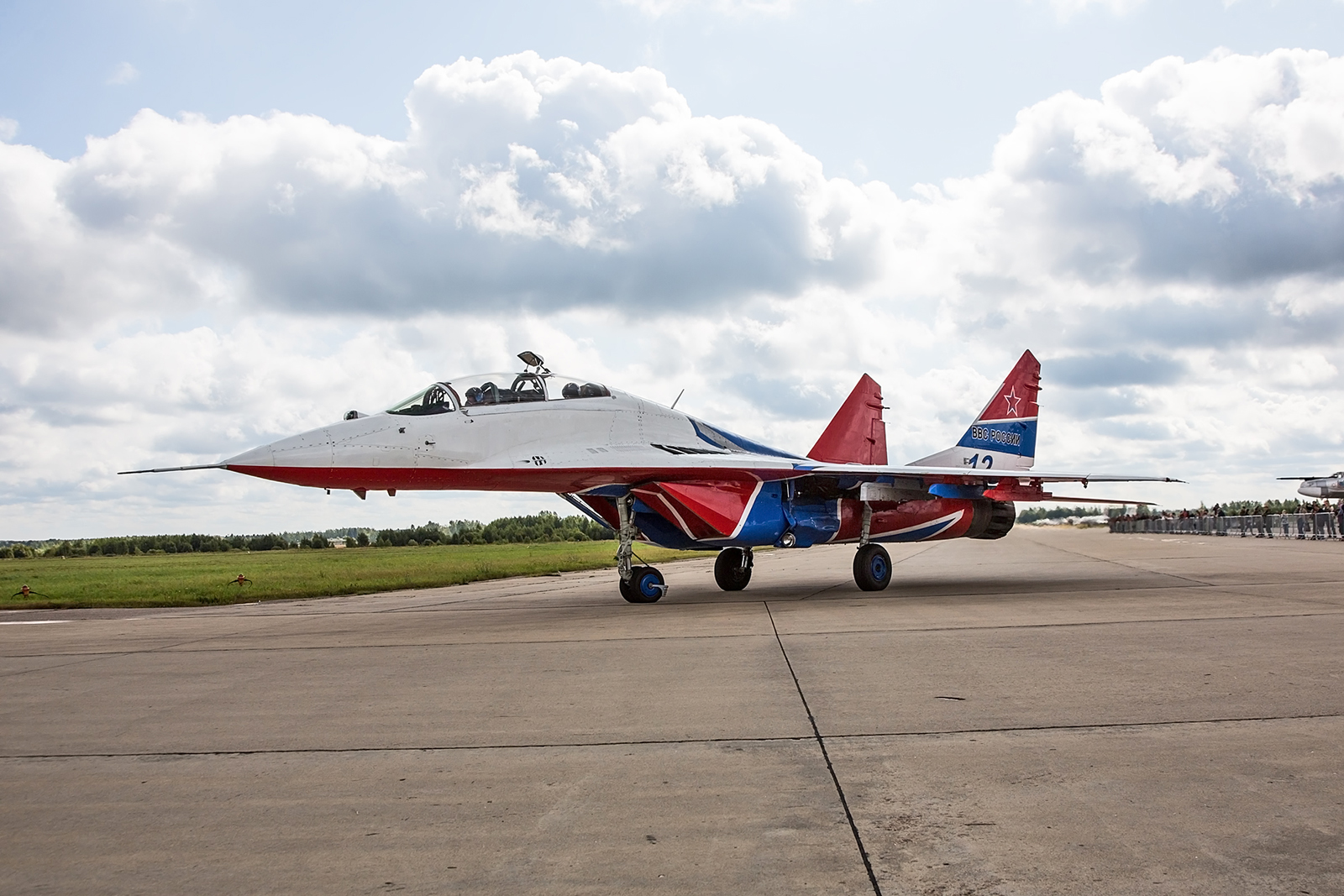 MiG-29UB, der Doppelsitzer mit dem Teamleader.