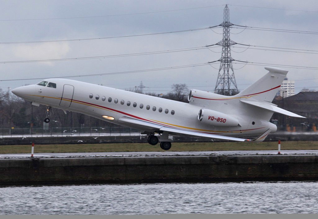 Diese Falcon 7X der Shell war eine Stunde vorher vom WEF aus Zürich gekommen.