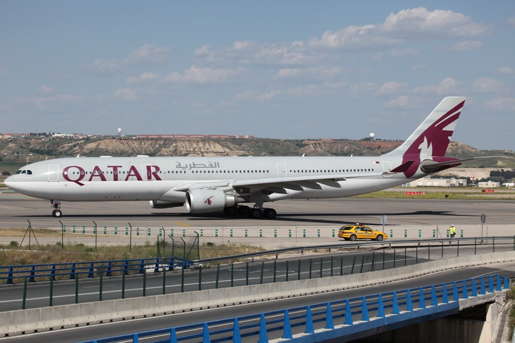 Qatar Airways mit A 330-300.