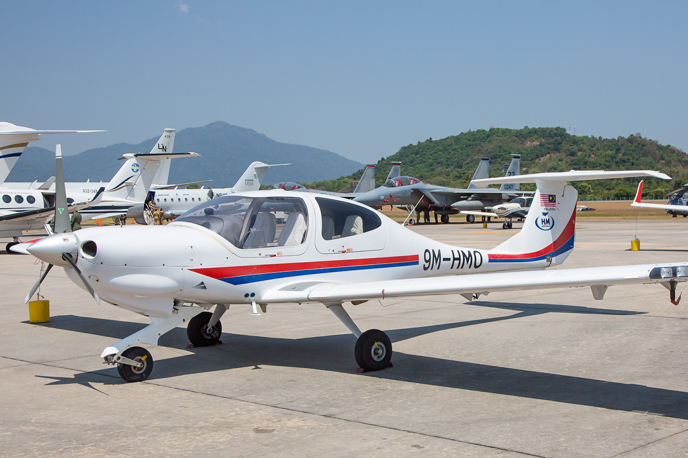 Private Diamond DA-40 der HM Aviation.