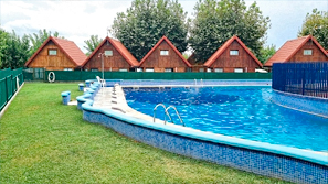 Pool and bottom view bungalows