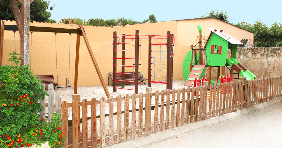 Vistas al parque infantil