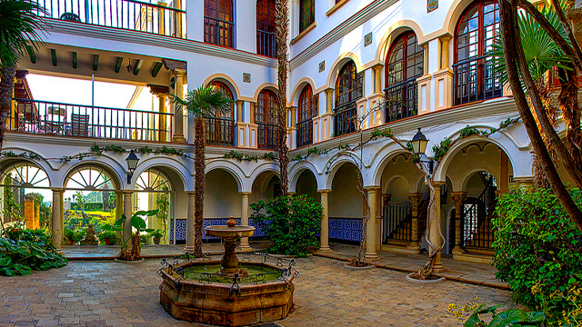 Roc de Sant Gaietà interior