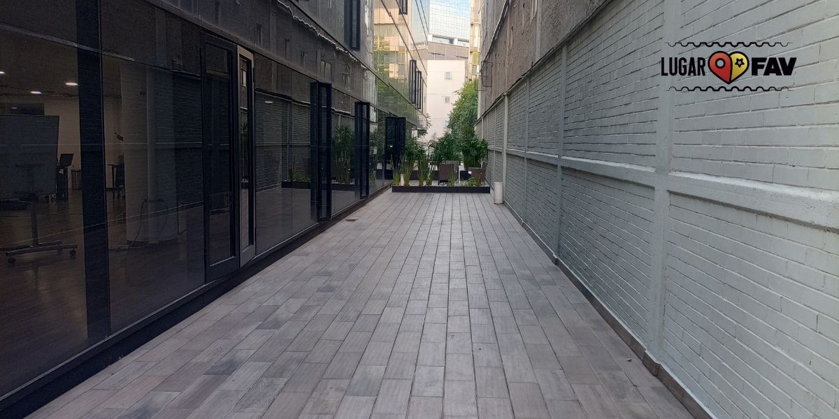 Terraza (391 m2 / 150 pax)