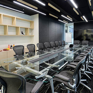 BOARD ROOM (20 personas)