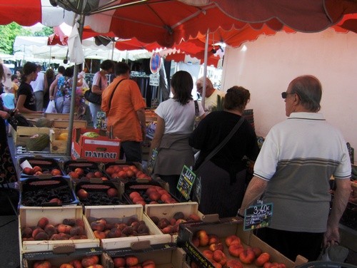 Le marché du lundi à Caussade