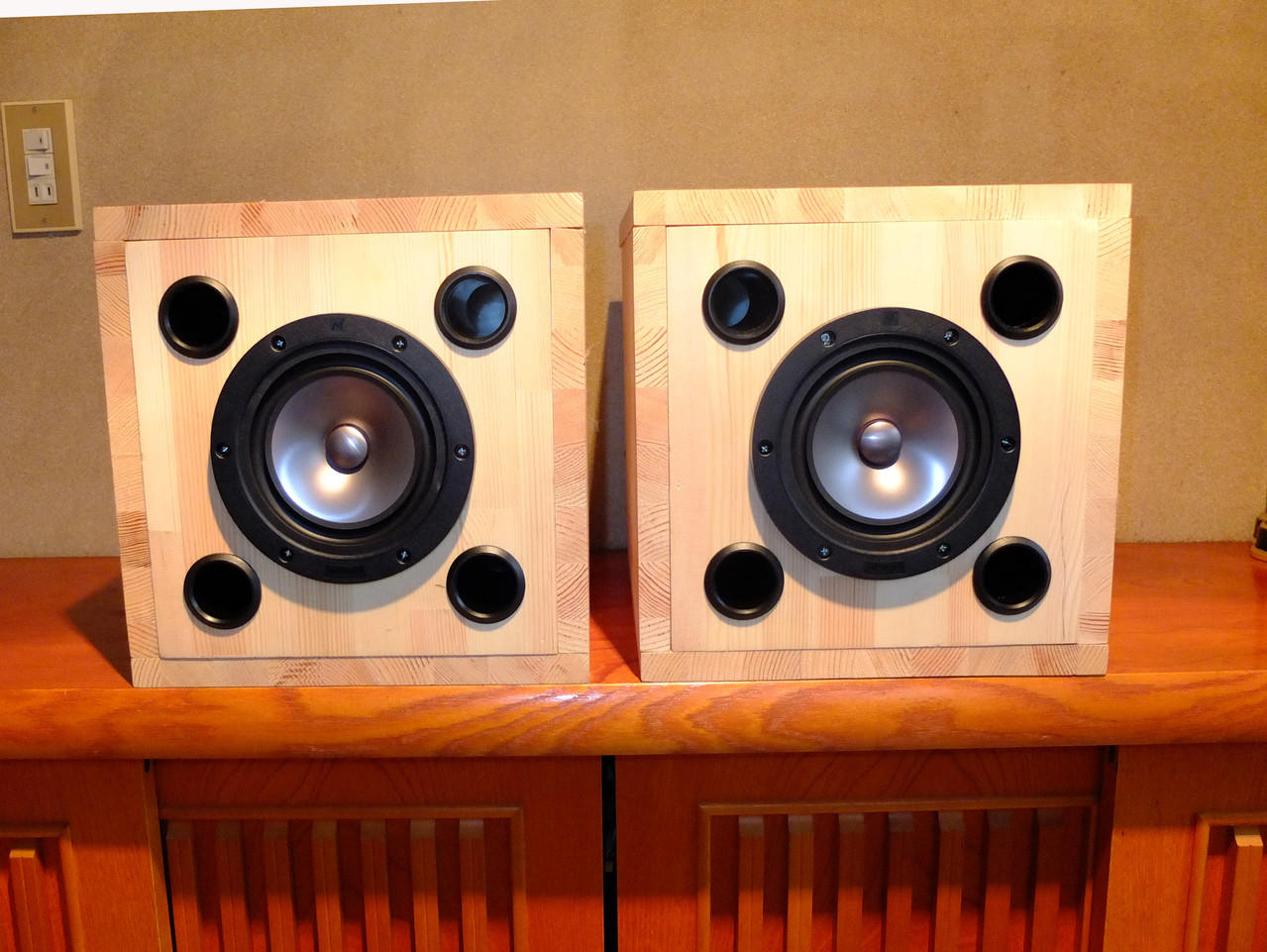 赤松集成材の自作スピーカー