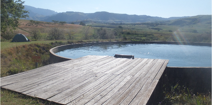Drakensbergen-National-Park-Dragon-Mountains-South-Africa-Inkosana-Lodge-Camping-Tent-Pool-Natural