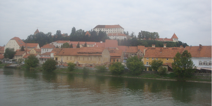 Ptuj-Houses-Roman-Streetlife-Church-Slovenia-Drava-River