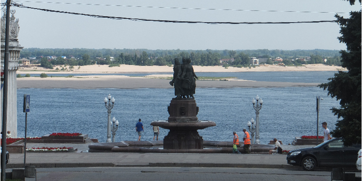 Wolga-River-Monument-Russia-Stalingrad-Volgograd-Bank