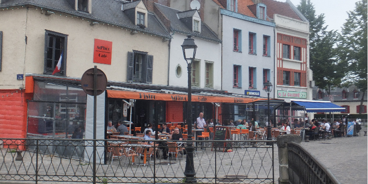 Amiens-Cathedral-France-Coloured-Houses
