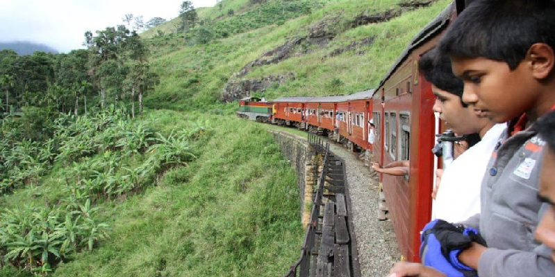 "Unique traintrip" (Haputale - SRI LANKA)