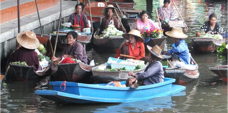 Damnoun-Saduak-Floating-Market-Bangkok-Boat-Fruit-Thailand