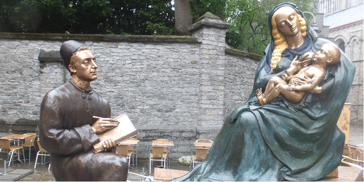 Tournai-Doornik-beeld-Maria-België
