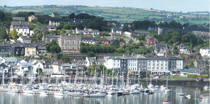 Kinsdale-Bay-Harbour-Lake-Fort-Ireland-Boats